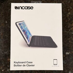Incase Black Bluetooth Keyboard Case for Tablet iPad Mini 4 NEW in packaging
